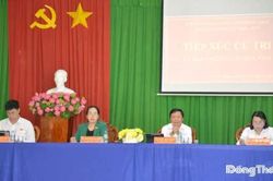 Cử tri phường Mỹ Phong phản ánh vấn đề vệ sinh môi trường