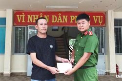 Công an xã Diên Khánh hỗ trợ người dân nhận lại 20 triệu đồng chuyển nhầm