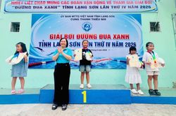 Trao 96 huy chương tại Giải bơi “Đường đua xanh”