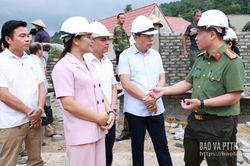 Đồng chí Giám đốc Công an tỉnh kiểm tra, đôn đốc tiến độ xây dựng Trường Phổ thông nội trú liên cấp Mẫu Sơn