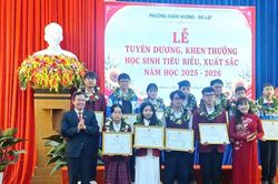 Phường Xuân Hương - Đà Lạt tuyên dương 491 học sinh xuất sắc