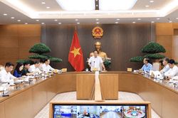Không lùi, không trì hoãn, bảo đảm các trường học xã biên giới đi vào hoạt động trước năm học mới