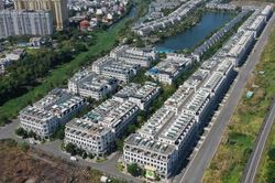 Thị trường nh&agrave; liền thổ H&agrave; Nội: Gi&aacute; giảm, thanh khoản lao dốc