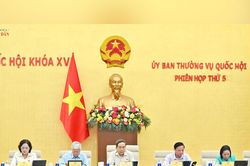Phiên họp thứ 5 của Ủy ban Thường vụ Quốc hội