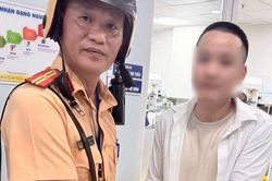 CSGT Hà Nội mở đường cứu bé trai 3 ngày tuổi nguy kịch giữa giờ cao điểm