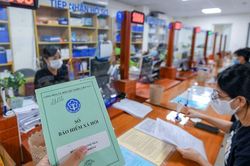 Bảo hiểm xã hội bắt buộc là gì? Người tham gia BHXH được hưởng những chế độ gì?