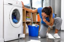 Máy giặt xuất hiện 8 dấu hiệu này, đừng tiếc tiền thay cái mới ngay