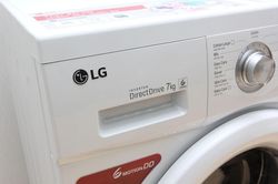 Khối lượng quần áo ghi trên máy giặt là tính cho đồ khô hay đồ ướt?