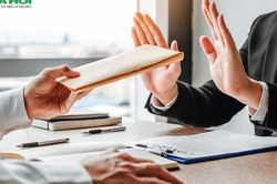 Lòng tốt không dành cho tất cả: 5 kiểu người bạn càng giúp càng thêm mệt mỏi