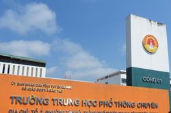 Hơn 300 th&iacute; sinh Tuy&ecirc;n Quang ho&agrave;n th&agrave;nh kỳ thi lại tốt nghiệp THPT