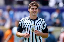 Alvarez 'quay xe' sau ý định rời Atletico