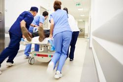 Lý do ngày càng nhiều người trẻ 20-30 tuổi đột quỵ