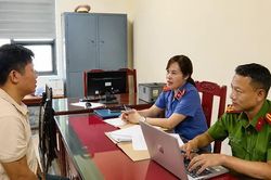 Thanh Hóa: Khởi tố thêm 6 bị can làm giả, sử dụng con dấu, tài liệu của cơ quan, tổ chức