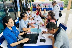 Tìm việc ở người cao tuổi