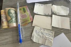 Chưa chịu chừa