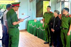 Khởi tố đối tượng tàng trữ ma túy