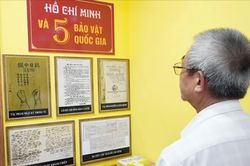 Làm giàu nguồn lực tri thức từ Di sản Hồ Chí Minh