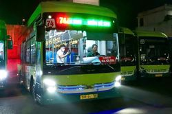 Phát triển xe buýt sau 22 giờ từ nhu cầu thực tế