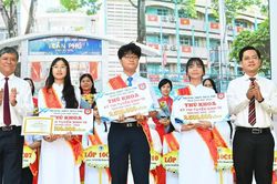 Tổ chức khai giảng năm học mới kết hợp kh&aacute;nh th&agrave;nh trường nội tr&uacute; x&atilde; bi&ecirc;n giới v&agrave;o ng&agrave;y 5-9