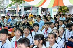 Học sinh An Giang tựu trường ngày 28/8