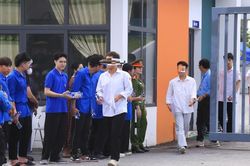 Sáng nay, thí sinh Chuyên Tuyên Quang làm nốt bài thi tốt nghiệp