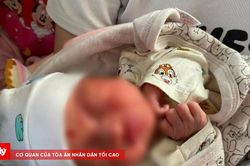 Bé gái sơ sinh bị bỏ rơi trước cổng chùa kèm thư tay