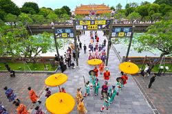 Huế miễn vé tham quan di tích cho du khách Việt, loạt sự kiện hấp dẫn dịp lễ