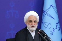Iran khẳng định chủ quyền ở Hormuz, chưa vội nối lại đàm phán với Mỹ