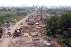 Hà Nội điều chỉnh giao thông một số tuyến đường phục vụ thi công cầu Trần Hưng Đạo