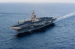 Phản ứng bất ngờ của Tổng thống Trump về tàu sân bay lênh đênh hơn 8 tháng trên biển