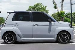 Honda giới thiệu xe điện mini phạm vi hoạt động 205 km/lần sạc, giá cao ngất ngưởng