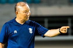 CĐV Thái Lan phản ứng khi HLV Park Hang Seo giúp đội nhà thắng đậm HAGL