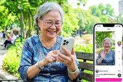 Người già bước vào thế giới số