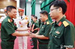 Xây dựng quân đội tinh, gọn, mạnh