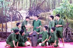 Công diễn nhiều chương trình nghệ thuật phục vụ nhân dân
