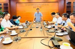 Hà Nội khám sức khỏe định kỳ miễn phí cho trẻ em, học sinh trước khai giảng