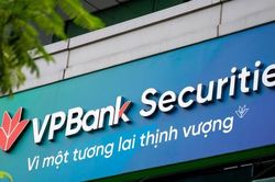 Chứng khoán VPBank (VPX): Lợi nhuận bán niên đạt 2.673 tỷ đồng, đề cử CEO Nhâm Hà Hải vào HĐQT
