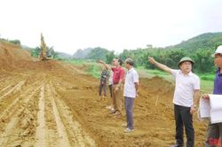 Ban Quản lý Khu kinh tế tỉnh kiểm tra tiến độ các công trình tại Cửa khẩu quốc tế Trà Lĩnh