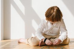 Dấu hiệu sớm trẻ có nguy cơ mắc rối loạn tự kỷ