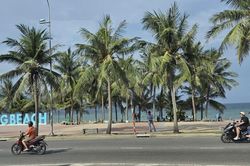 Nắng nóng trên 38 độ vẫn kéo dài ở Miền Trung những ngày tới