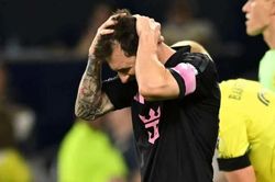 Messi đá hỏng ba quả 11m liên tiếp trong sự nghiệp