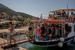 Cơn sốt The Odyssey: Hy Lạp hút khách, thành Troy ngậm ngùi