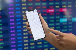 Mua cổ phiếu nào từ nay đến cuối năm?
