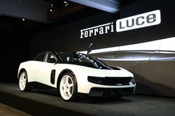 Xe điện Ferrari Luce đầu tiên đấu giá thành công với 40 triệu USD