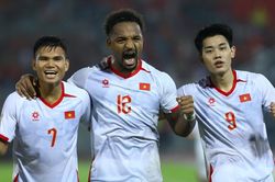 Malaysia 0-1 Việt Nam: Xu&acirc;n Son tỏa s&aacute;ng