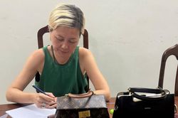 Bắt giữ nữ du khách trộm cắp tài sản