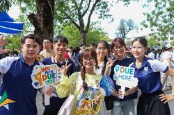 Chào đón tân sinh viên khóa 52 Trường Đại học Kinh tế Đà Nẵng