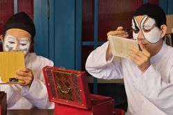 Hát bội kể chuyện cùng Đường sách