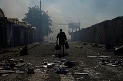 Nga tấn công Kiev trong đêm, Ukraine tuyên bố đánh trúng trung tâm tên lửa