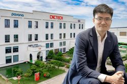 Chủ tịch công ty bán cổ phiếu thu trăm tỷ